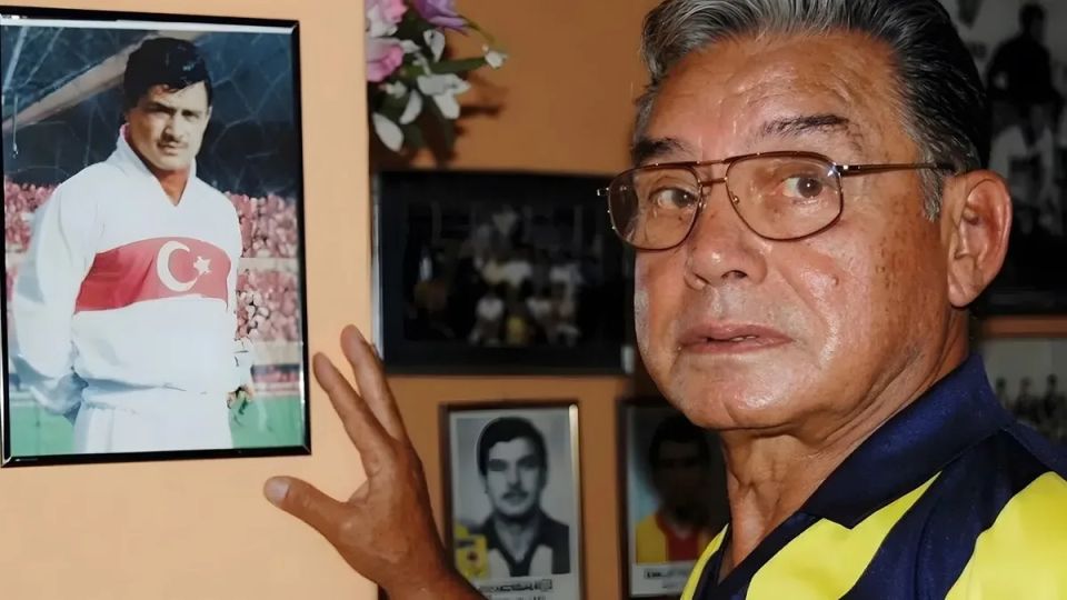Fenerbahçe'nin Efsane Kalecisi Şükrü Ersoy Hayatını Kaybetti