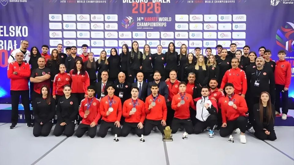 Milli Karateciler Polonya'dan 6 Madalyayla Döndü