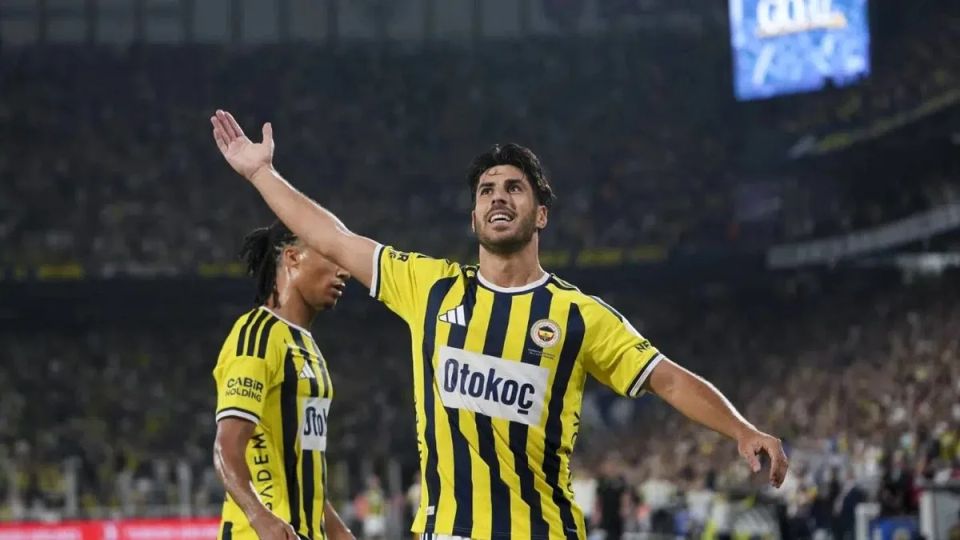 Fenerbahçe, Konyaspor'u Geçerek Sezonun İlk Galibiyetini Aldı