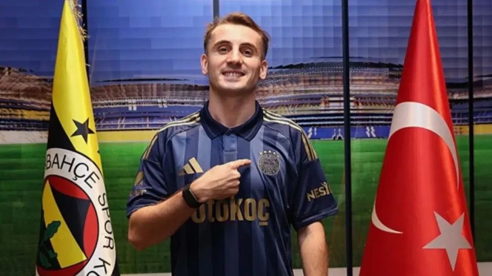 Kerem Aktürkoğlu'nun Fenerbahçe'deki Maaş Düzenlemesi Tamamlandı