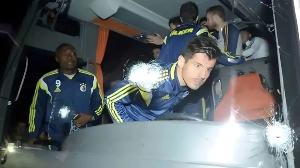 Fenerbahçe Otobüsüne Yapılan Silahlı Saldırıda Yeni Gelişmeler