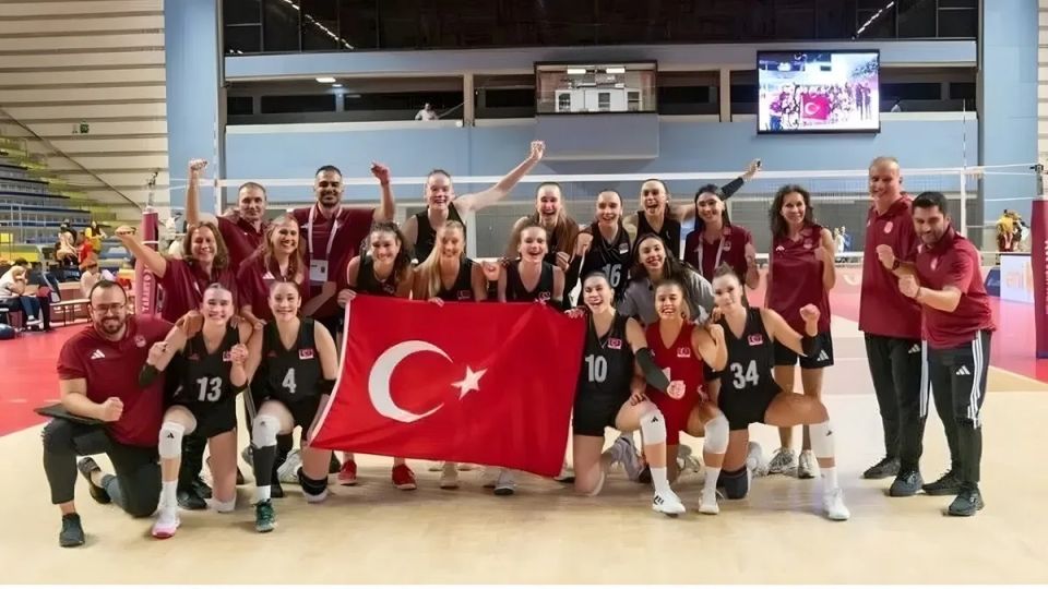 Filenin Sultanları Taranto'da Finale Yükseldi