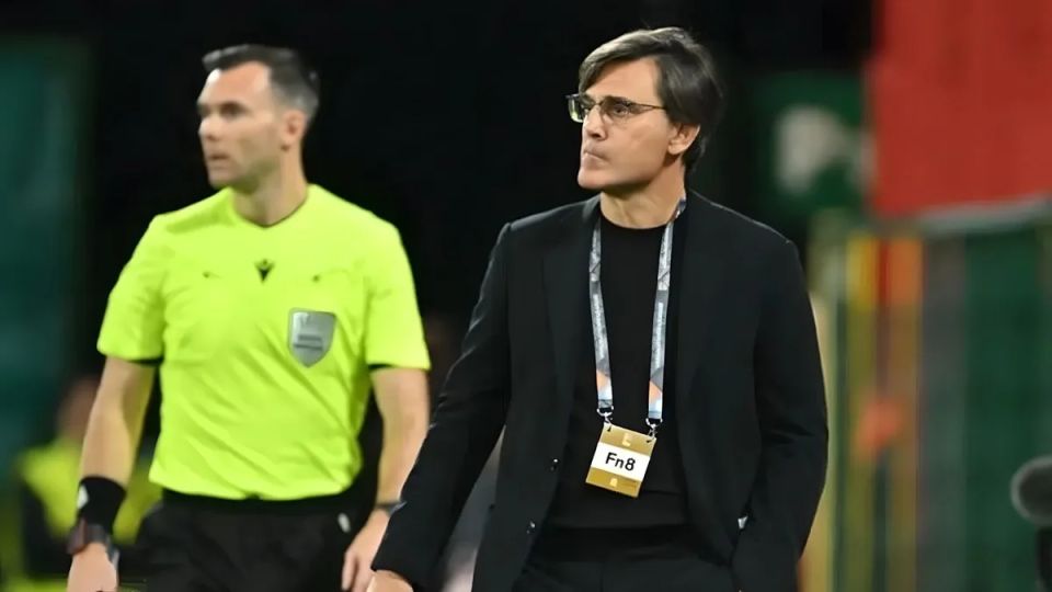 Türkiye-Belçika Maçında Montella'ya İstifa Çağrısı