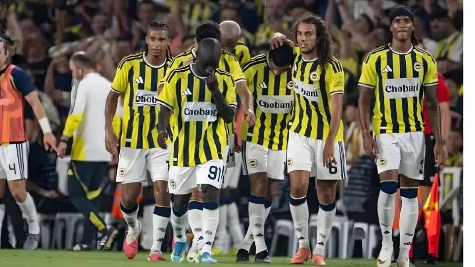 Fenerbahçe, Sturm Graz Deplasmanında Tur Peşinde