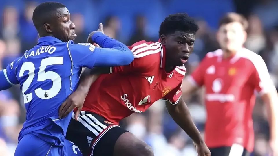 Chelsea, Manchester United'ı Stamford Bridge'de Yıktı: 2-0