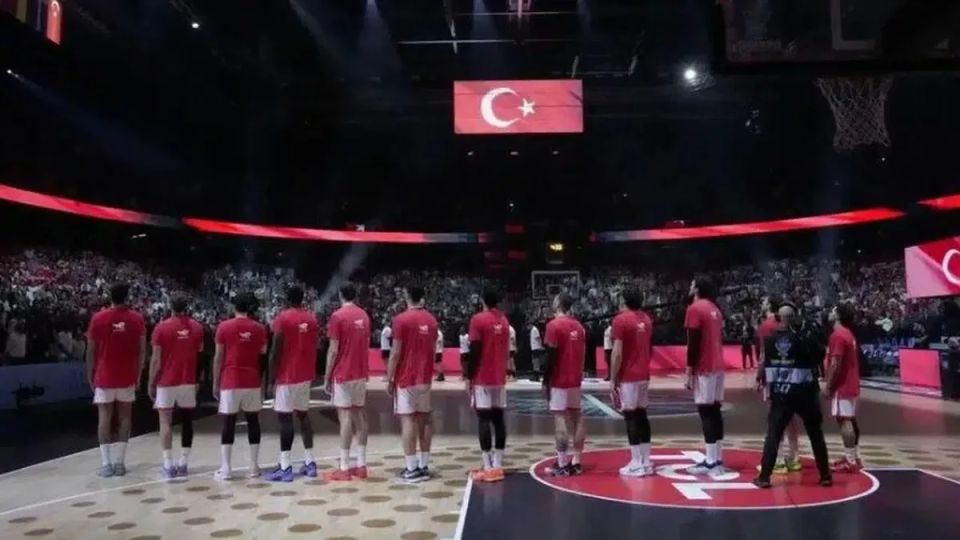 Türkiye, FIBA Güç Sıralamasında Liderliğini Koruyor