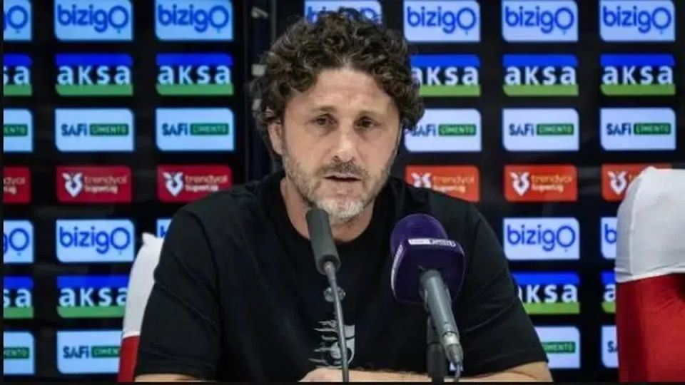 Fatih Tekke'den Ayrılık Açıklaması: Üç Oyuncuyla Yollar Ayrılıyor