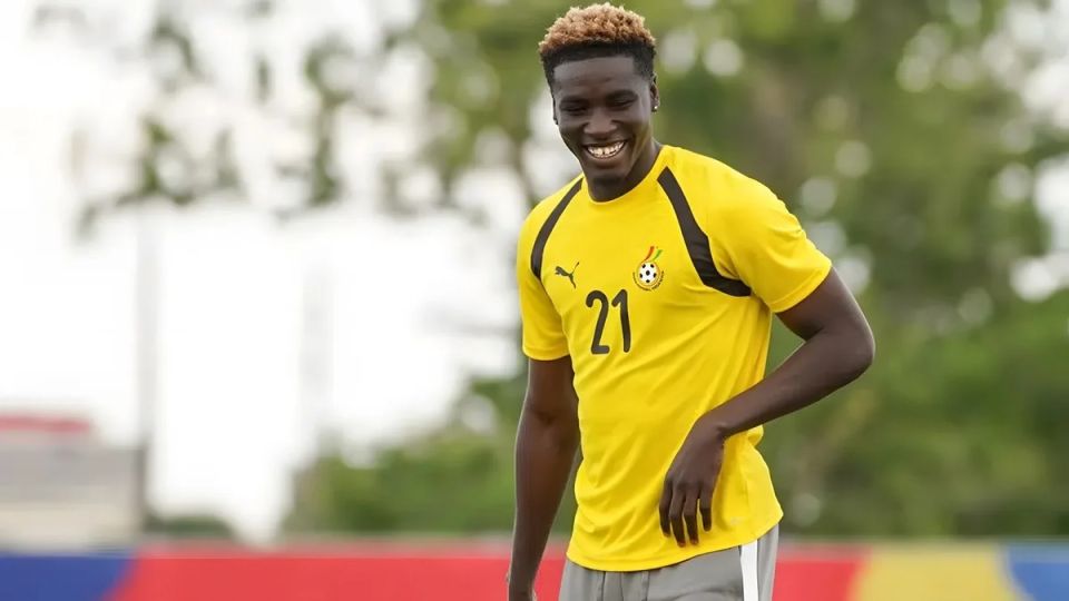 Fenerbahçe, Kojo Peprah Oppong'u Kadrosuna Kattı