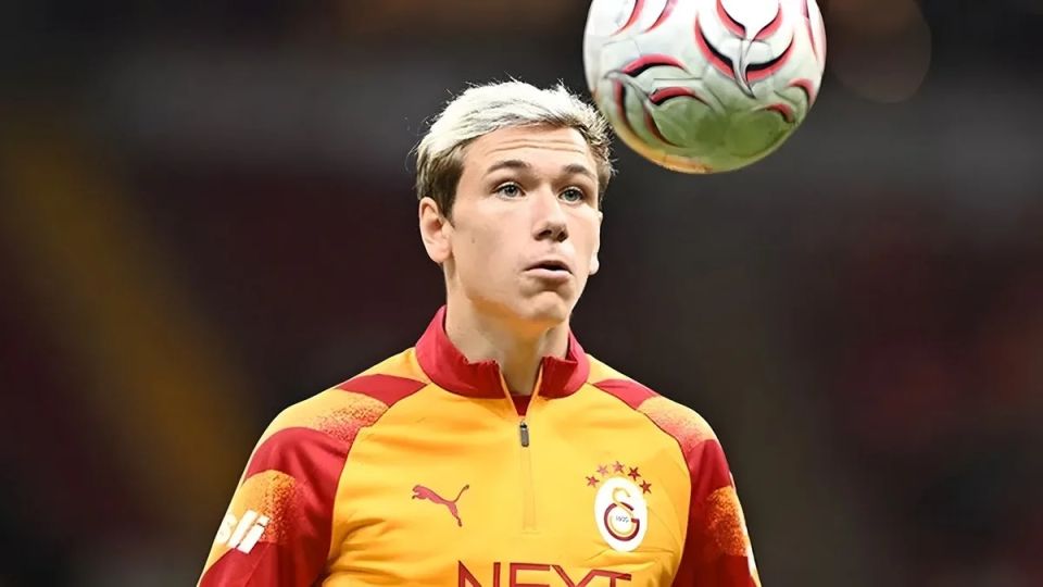 Galatasaraylı Batrakov Rusya Milli Takımı'na Çağrıldı