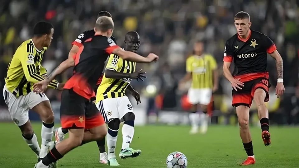 Fenerbahçe ve Slavia Prag Arasında Nefes Kesen Mücadele: 2-2