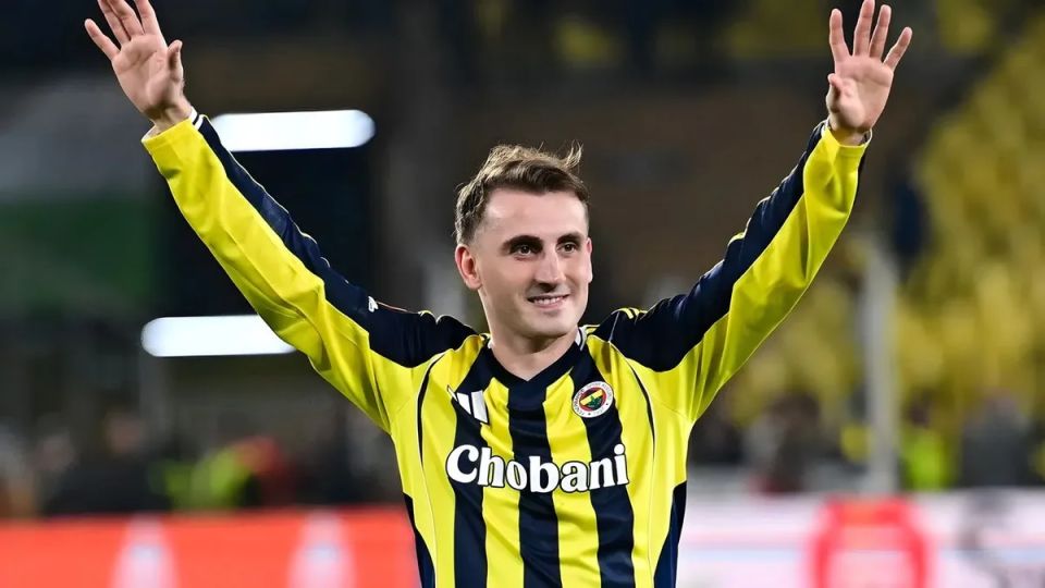 Kerem Aktürkoğlu'nun Pozisyonu Fenerbahçe-Beşiktaş Derbisinde Penaltı Tartışması Yarattı