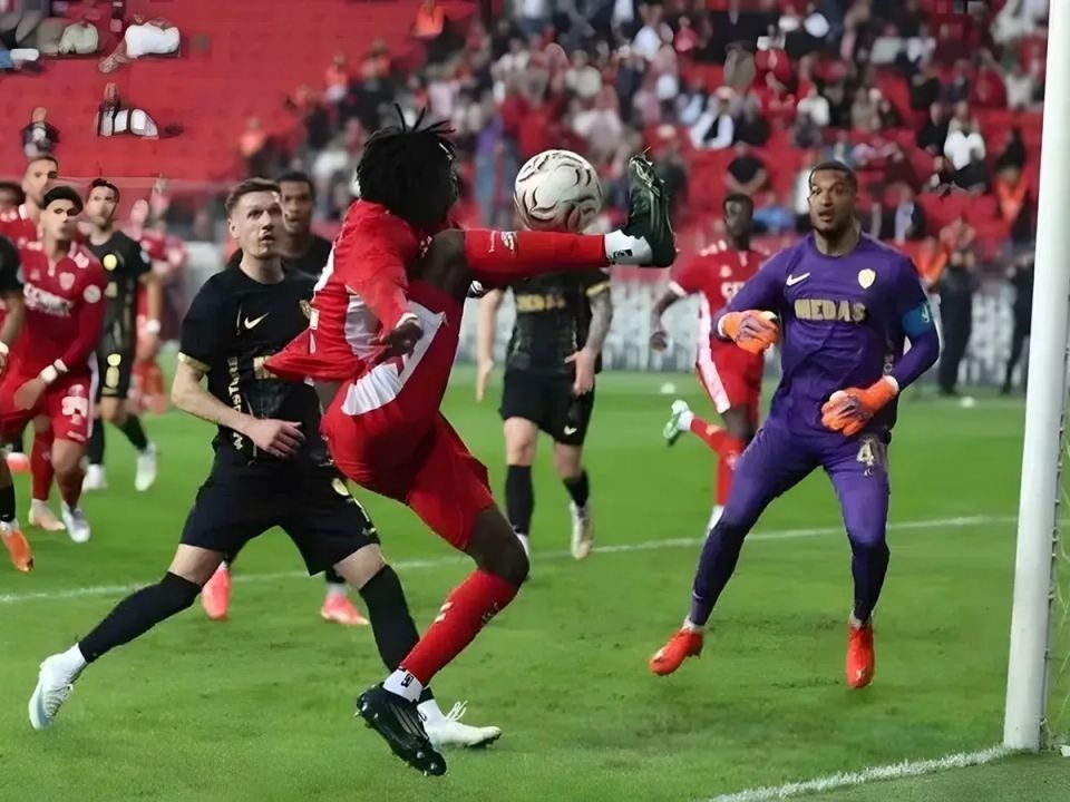 Samsunspor Karşısında Amedspor'un Muhteşem Geri Dönüşü