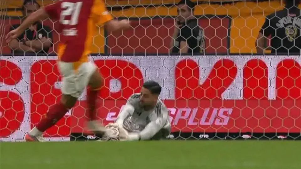 Galatasaray'ın İptal Edilen Golü ve Hakem Kararları Futbol Camiasını Karıştırdı