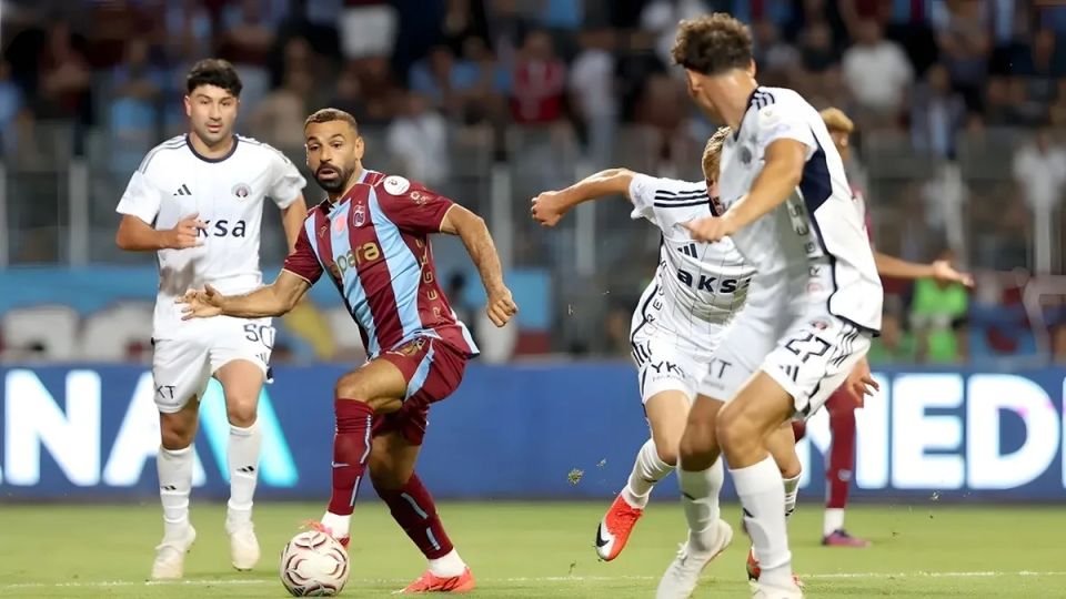 Kasımpaşa ve Trabzonspor Süper Lig'e Beraberlikle Başladı