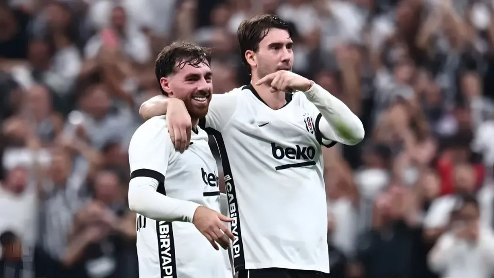 Beşiktaş, Çorum FK'yı 6-2'lik Farkla Geçti: Vlahovic'ten Gol Şov