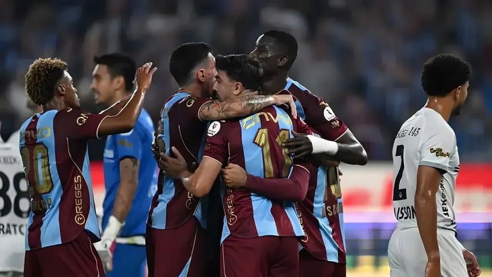 Trabzonspor, Gençlerbirliği'ni 5-0'la Geçti: Onuachu Şov Yaptı!