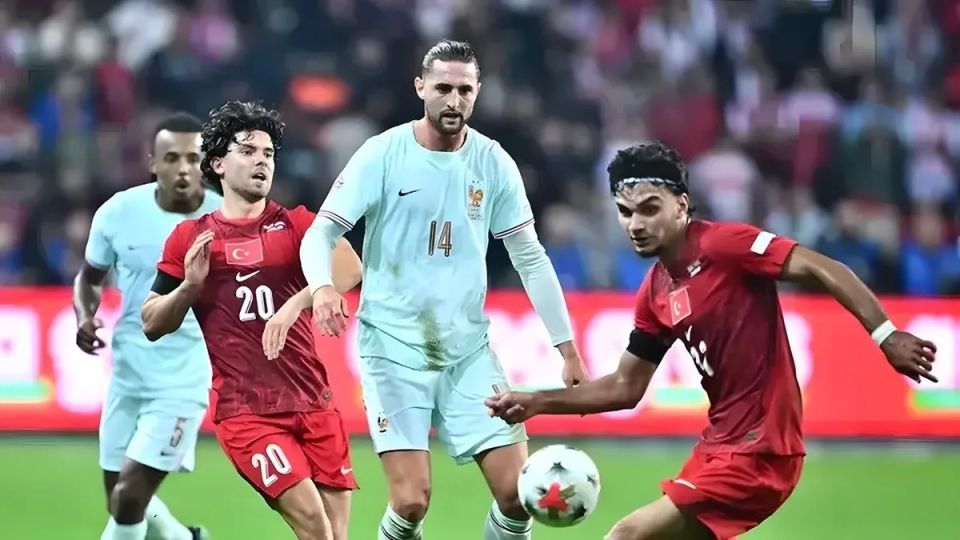 Türkiye, Fransa Karşısında Kayıpla Başladı: 0-1