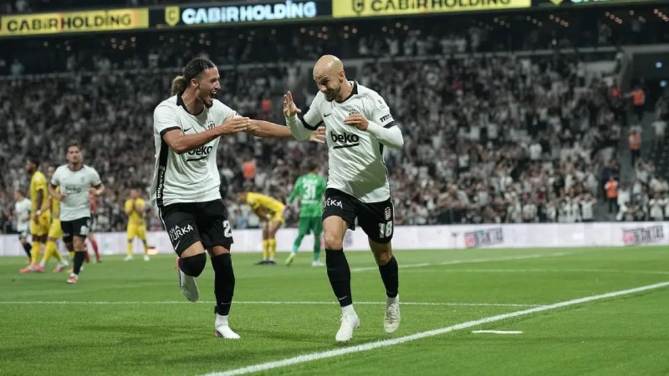 Beşiktaş ve Marsilya Dolmabahçe'de Karşı Karşıya