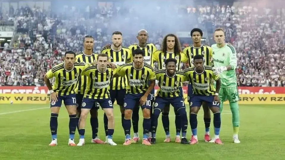 Fenerbahçe'de Anderson Talisca Ayrılık İddialarıyla Gündemde